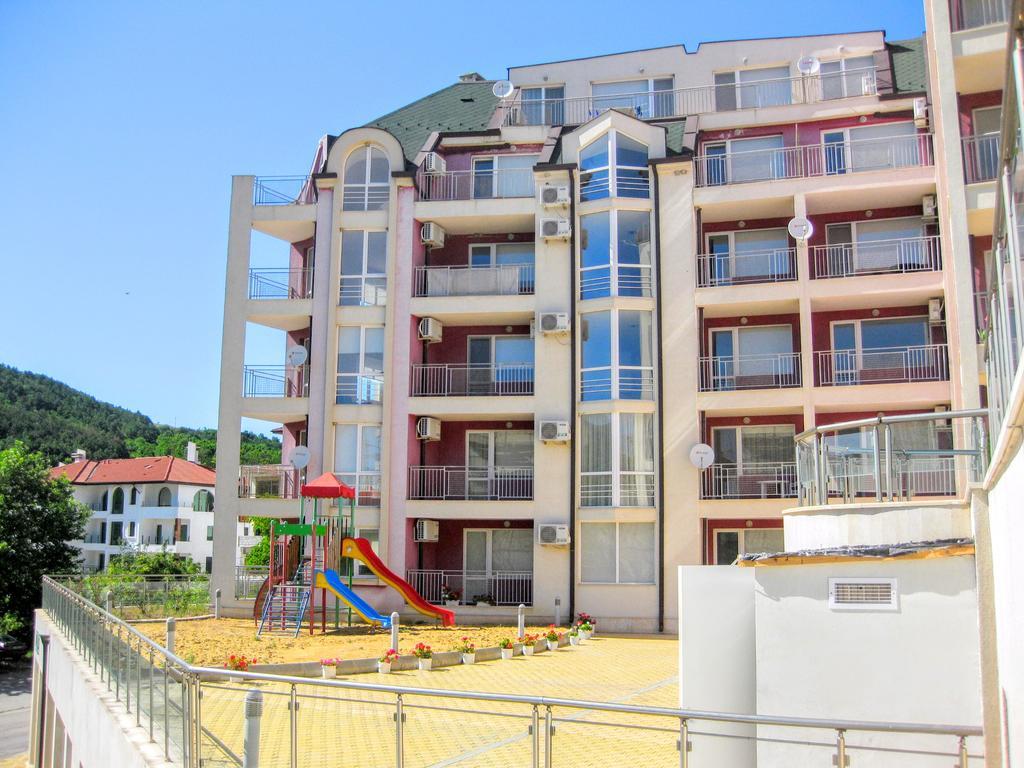 Каварна Хилс Апартаменти - Kavarna Hills Apartments Екстериор снимка